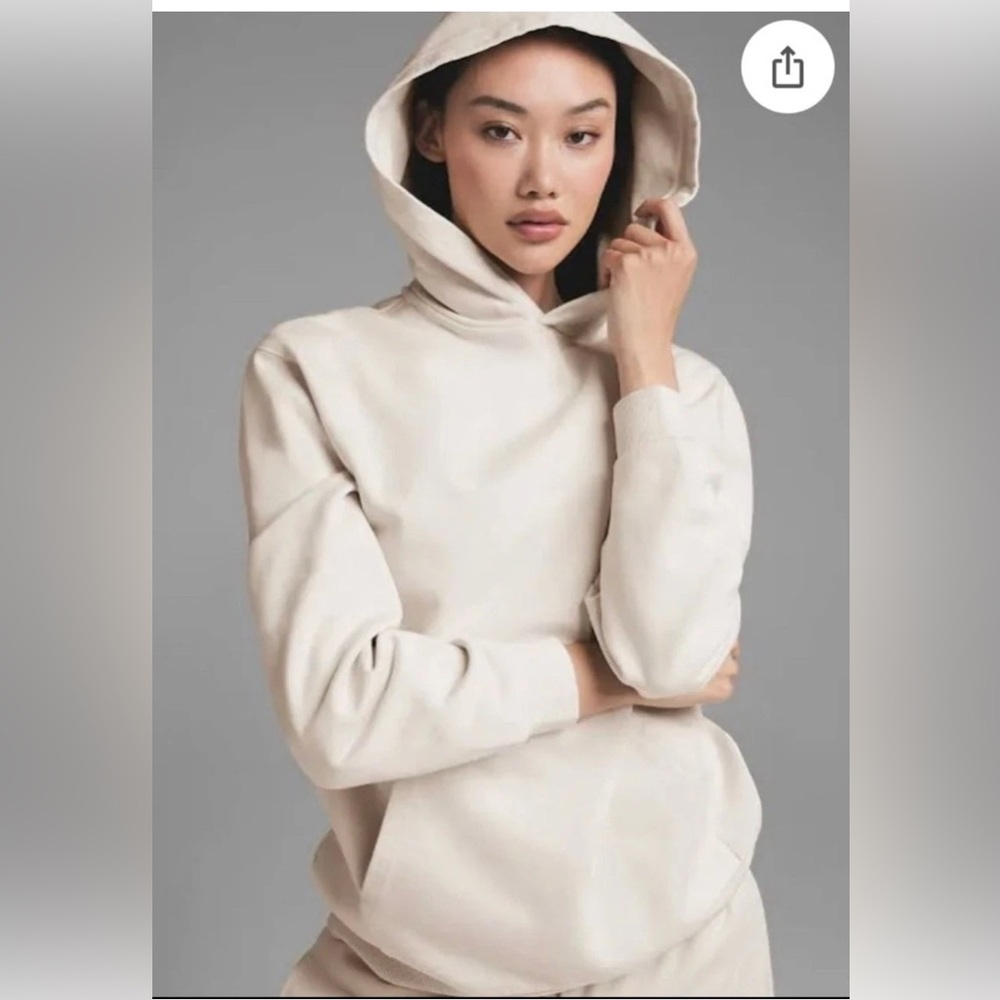 NWT SKIMS Boyfriend Hoodie in Buff size small